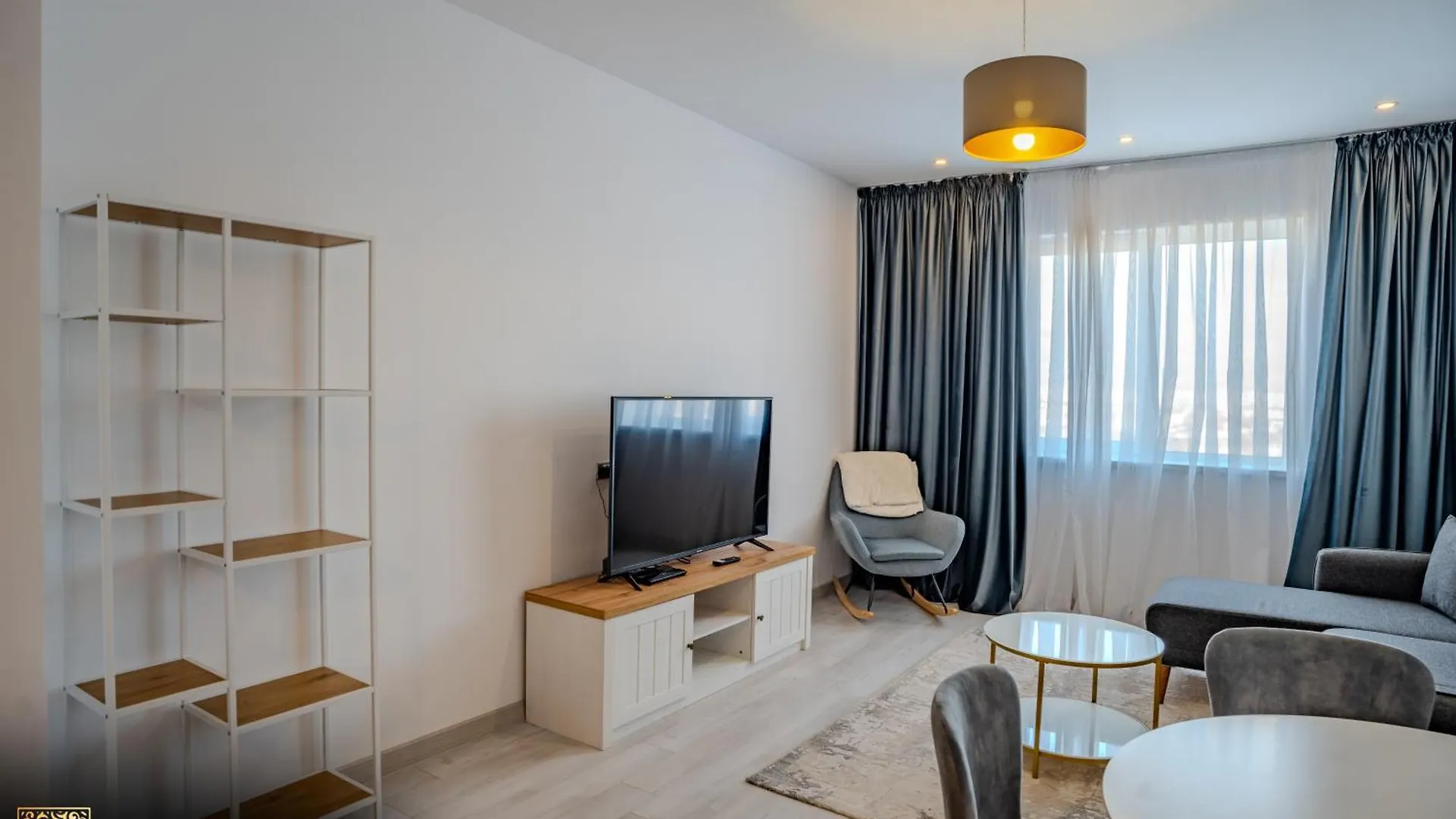 Yamaluxe Apartments - Modern & Spacious With Beautifull View Bucharest