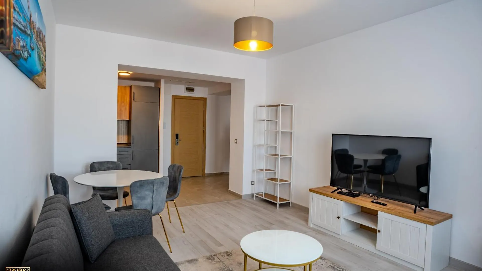 Yamaluxe Apartments - Modern & Spacious With Beautifull View Bucharest Romania
