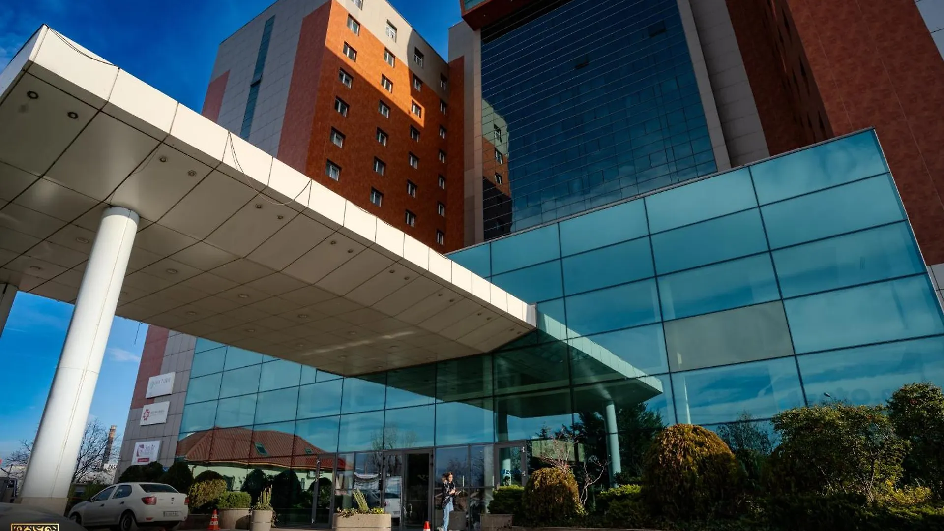 Yamaluxe Apartments - Modern & Spacious With Beautifull View Bucharest 0*,  Romania