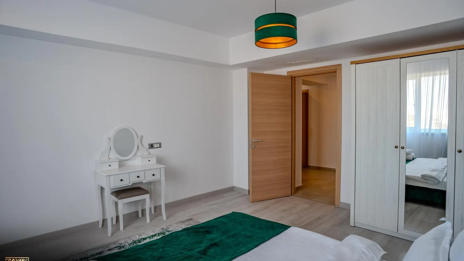 Yamaluxe Apartments - Modern & Spacious With Beautifull View Βουκουρέστι